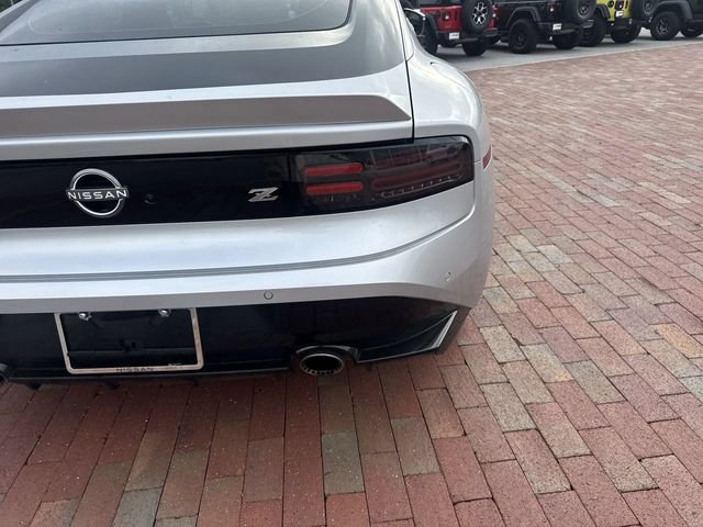 Used 2025 Nissan Z Performance w/ Floor Mat Package RWD image 12
