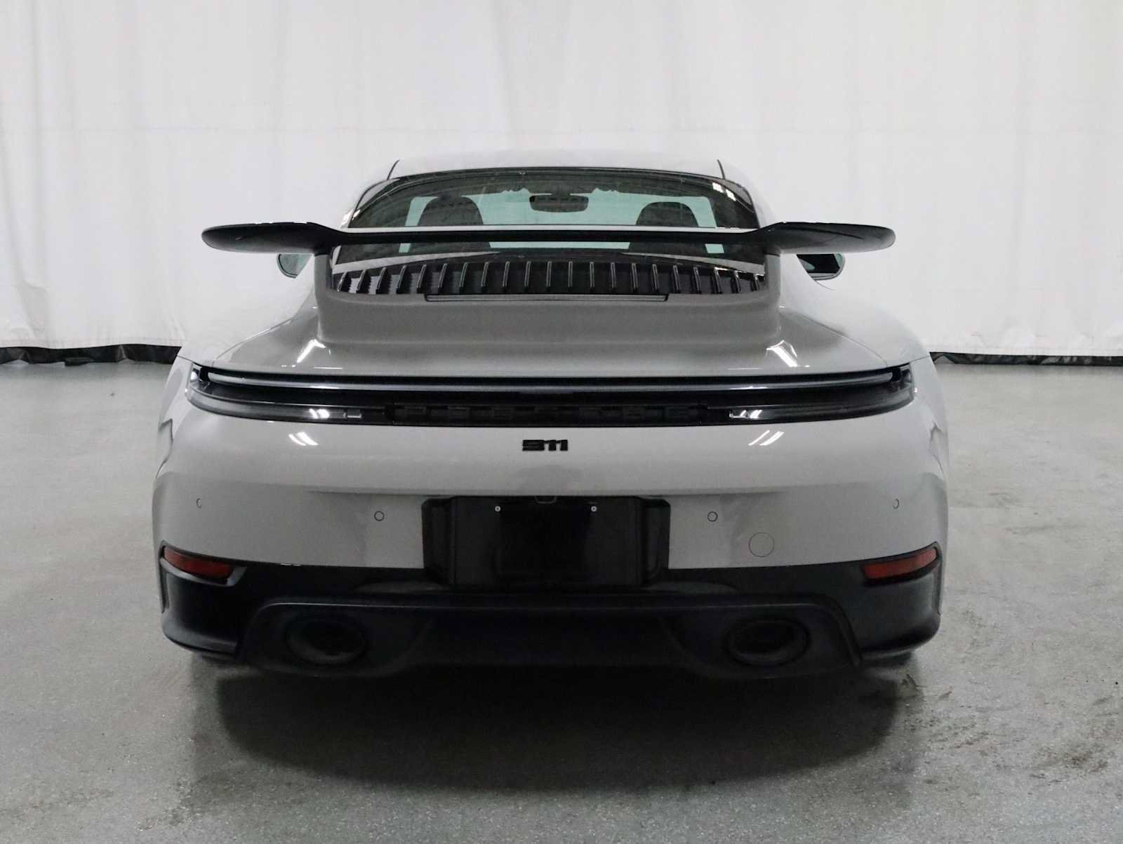 Certified 2025 Porsche 911 Carrera RWD image 7