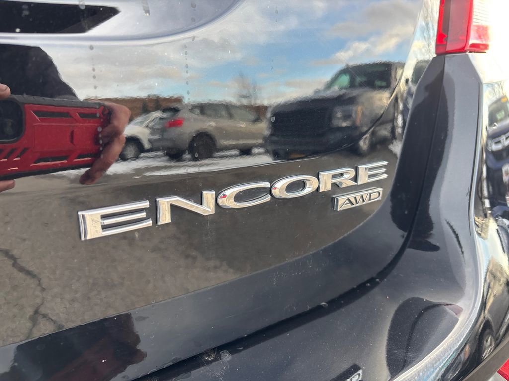 Used 2020 Buick Encore Sport Touring image 14