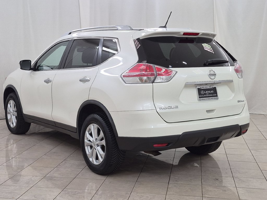 Used 2016 Nissan Rogue SV AWD/4WD image 6