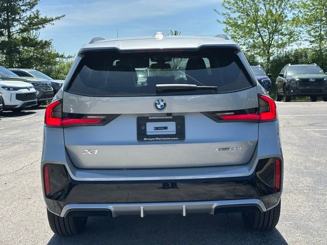 New 2026 BMW X1 xDrive28i w/ M Sport Package AWD/4WD image 9