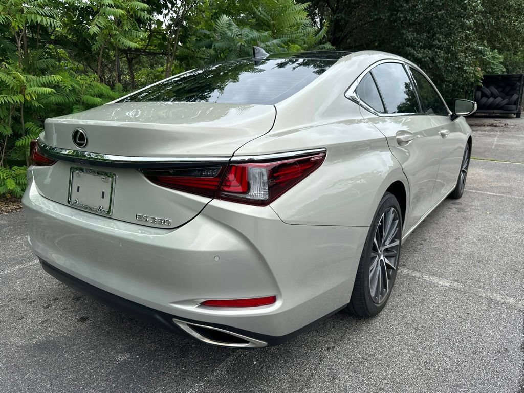 Used 2022 Lexus ES 350 w/ Premium Package FWD image 3