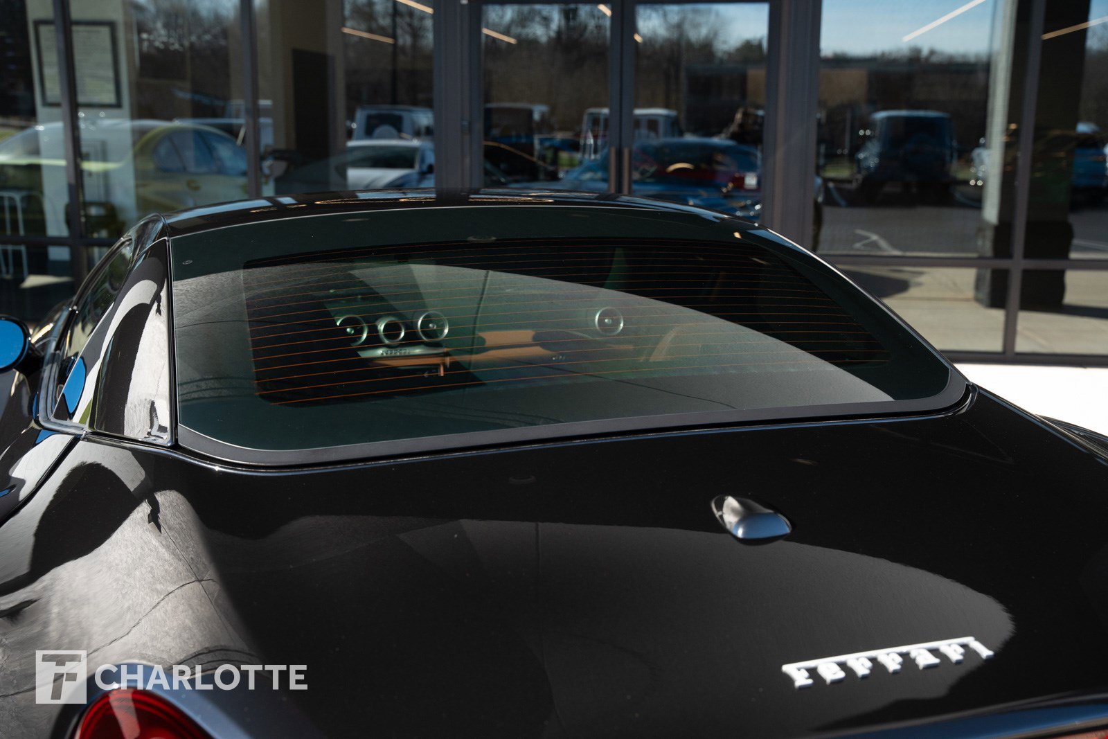 Used 2016 Ferrari California T image 17