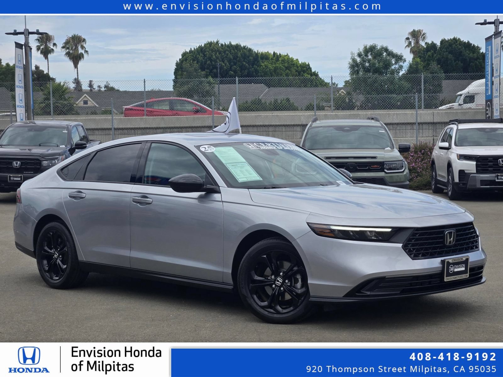 Used 2025 Honda Accord SE image 1