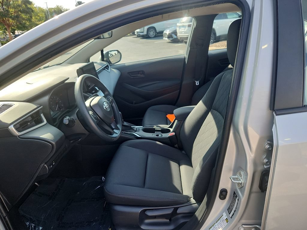 Used 2023 Toyota Corolla LE w/ Carpet Mat Package (TMS) FWD image 13