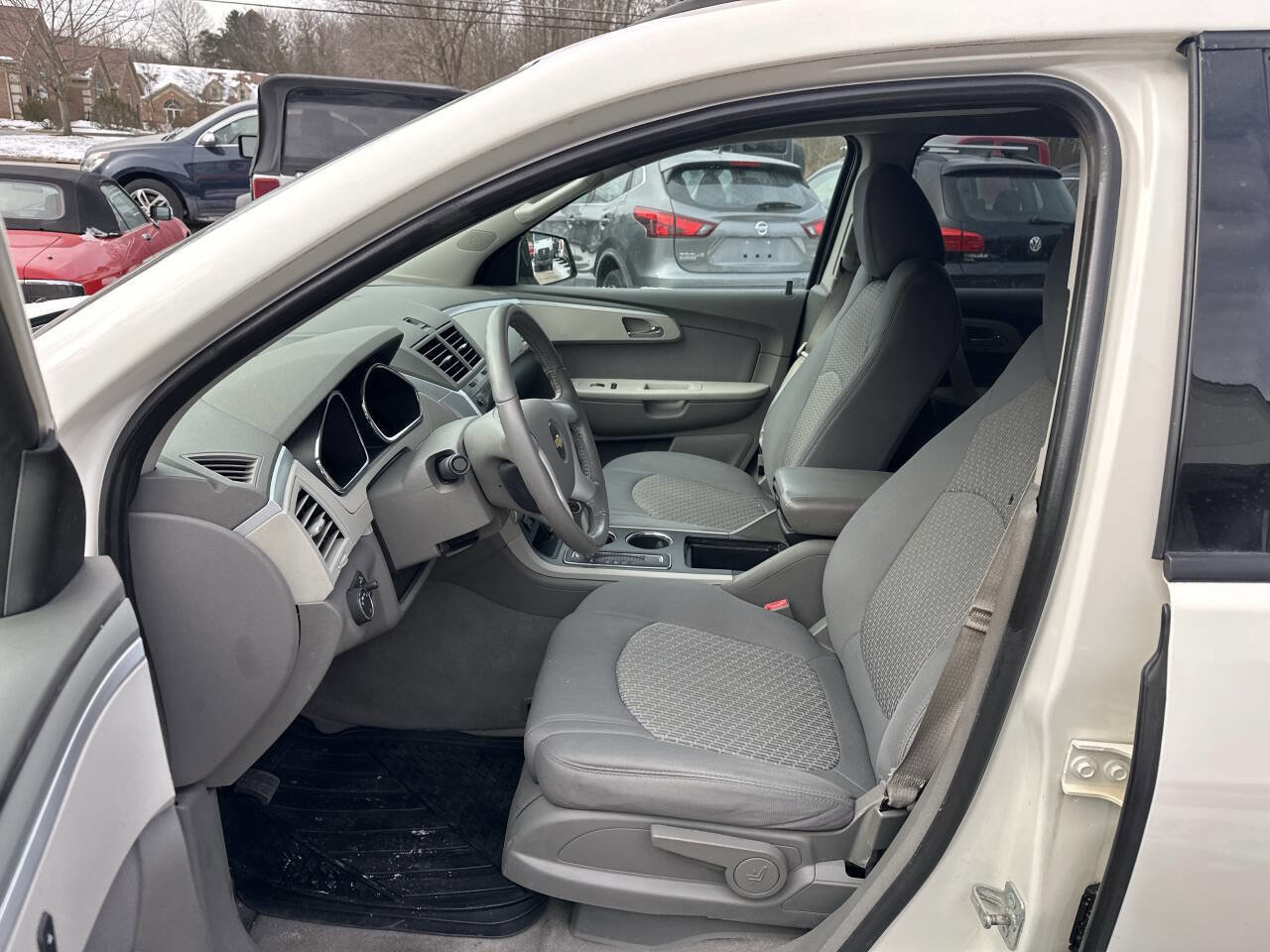 Used 2012 Chevrolet Traverse LS image 19