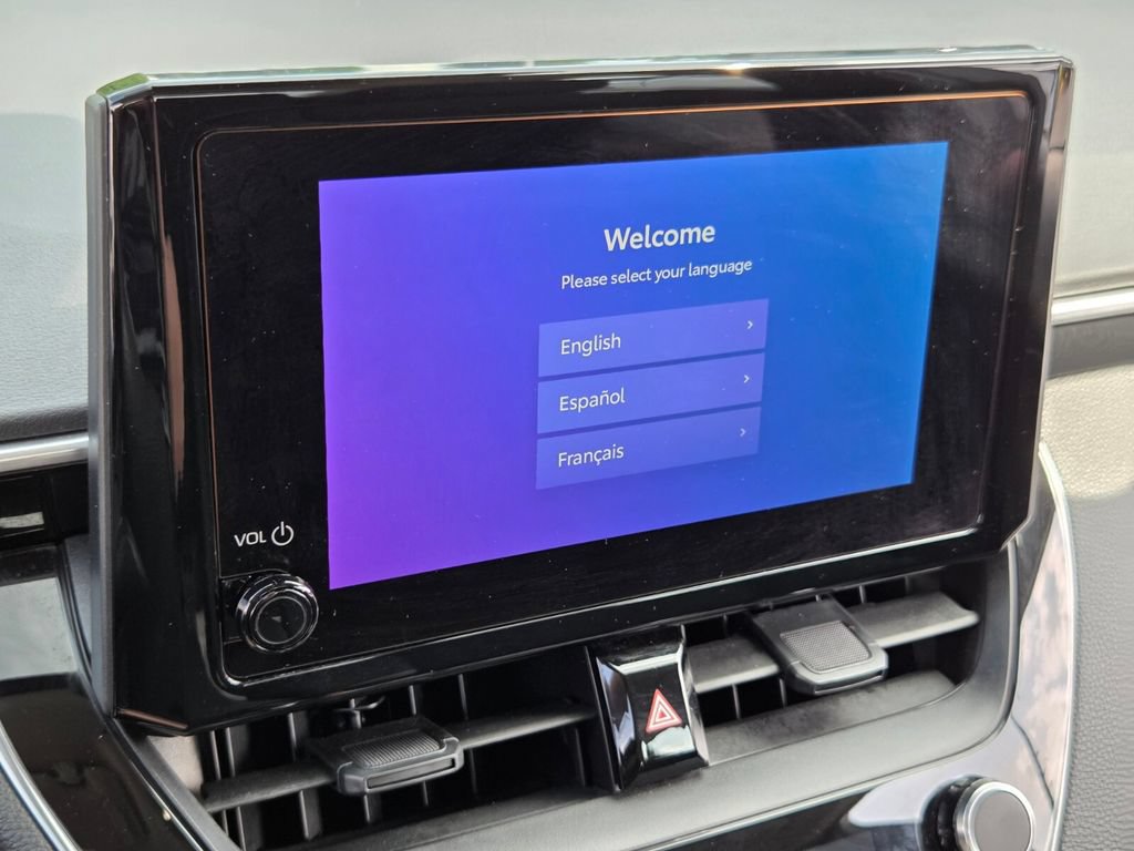 Used 2023 Toyota Corolla LE FWD image 18