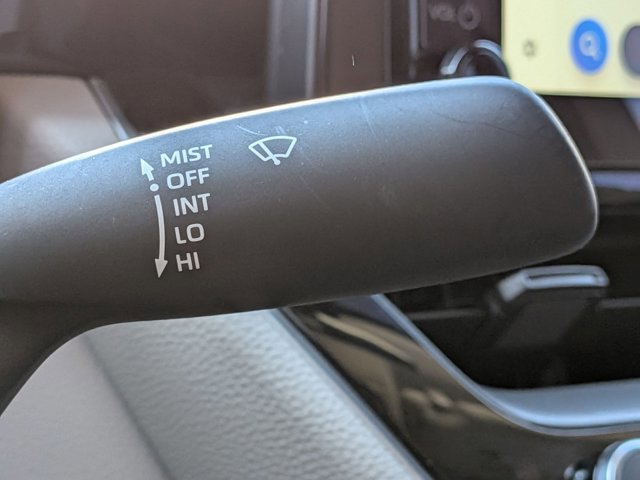 Used 2025 Toyota Corolla LE FWD image 9