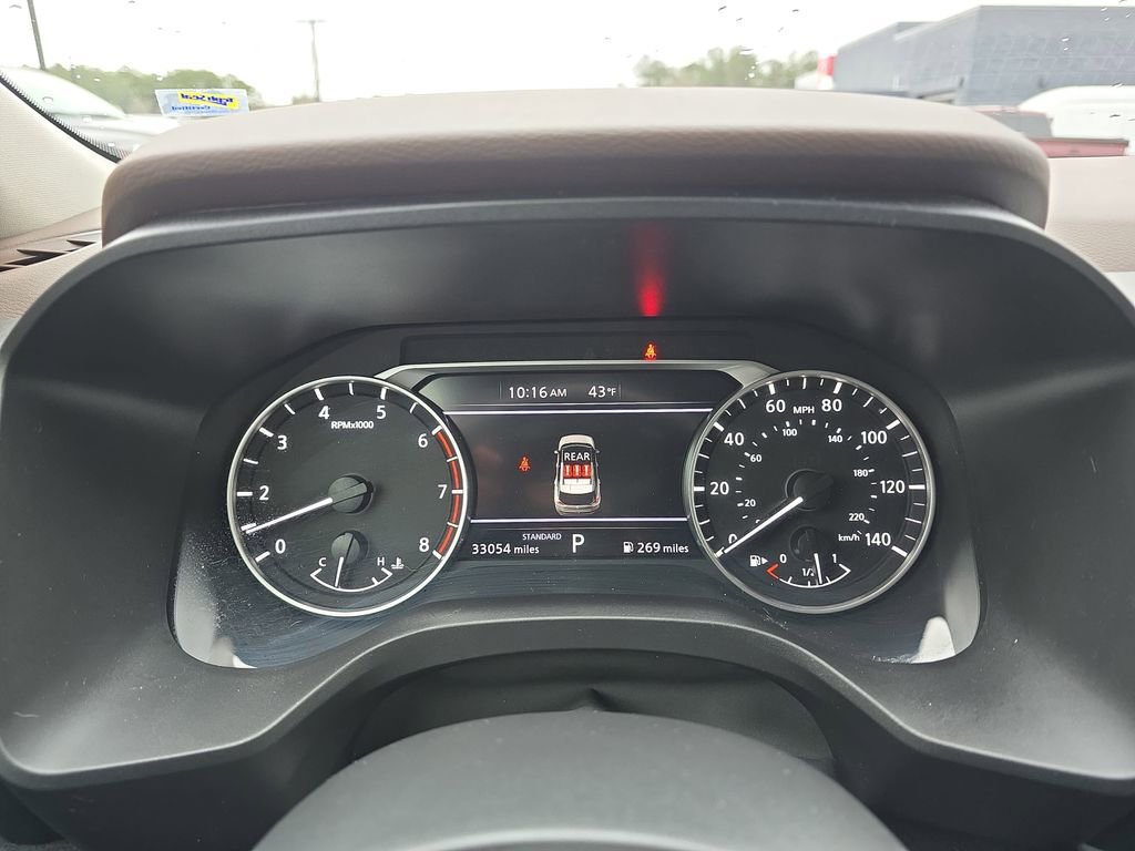 Used 2023 Nissan Rogue SV w/ SV Premium B Package image 23