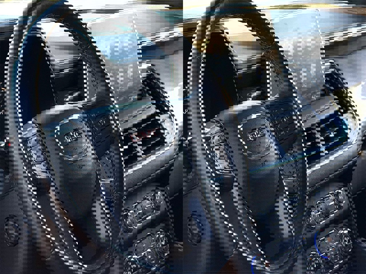 Used 2021 GMC Yukon AT4 w/ AT4 Premium Package image 10