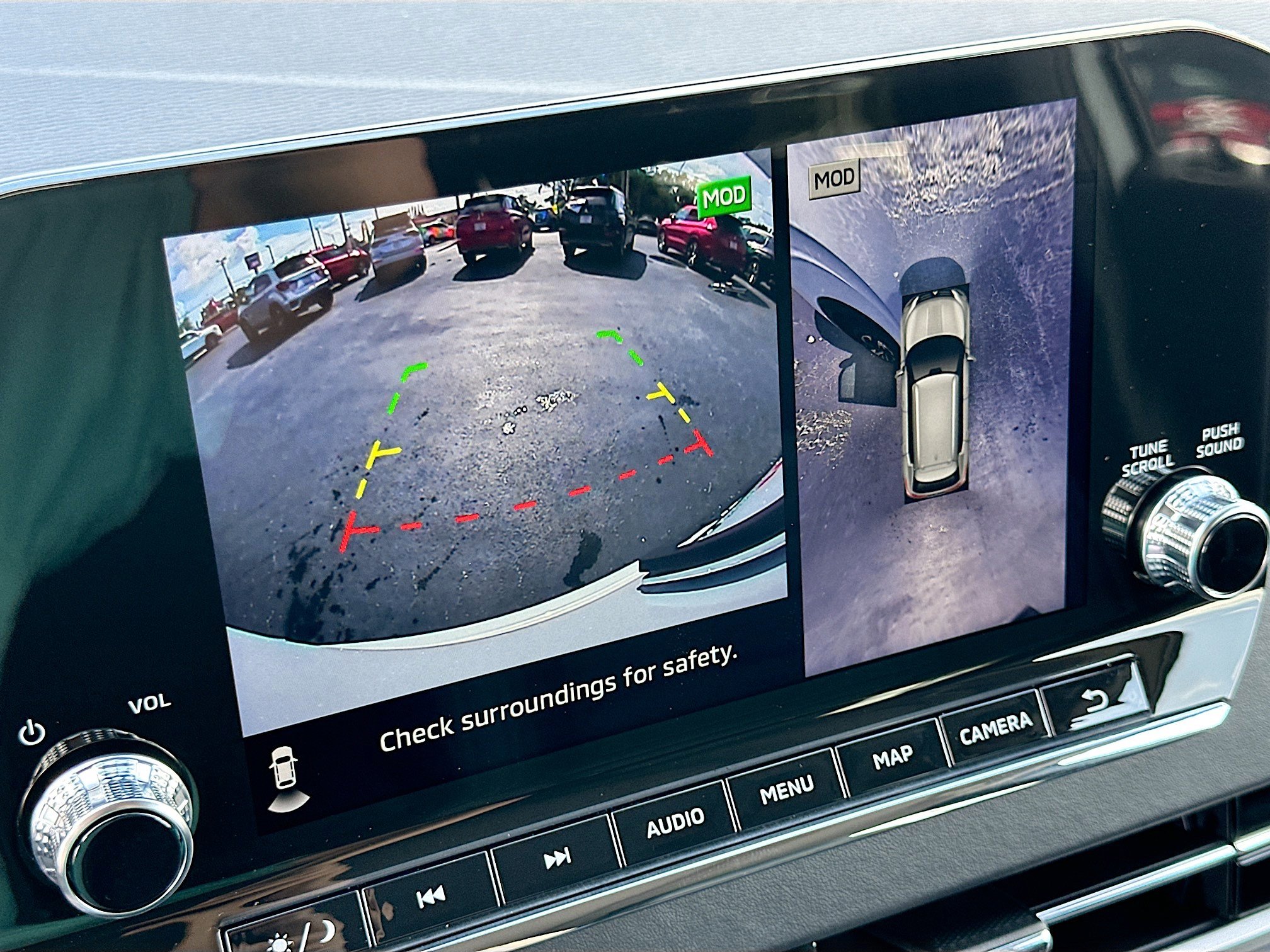 New 2025 Mitsubishi Outlander SE image 9