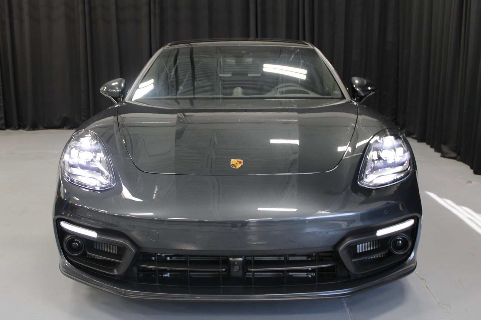 Certified 2023 Porsche Panamera 4 Platinum Edition w/ Assistance Package image 10