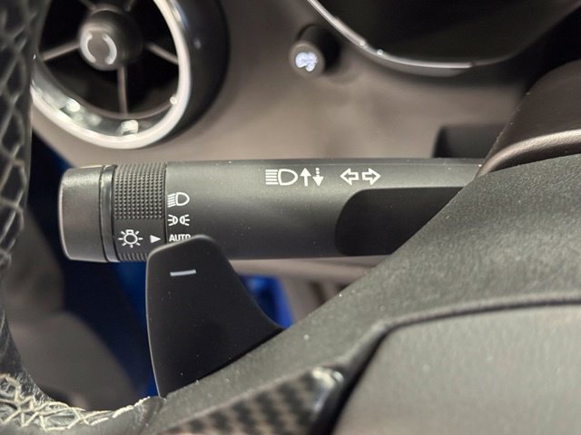 Used 2018 Chevrolet Camaro LT w/ Technology Package RWD image 20