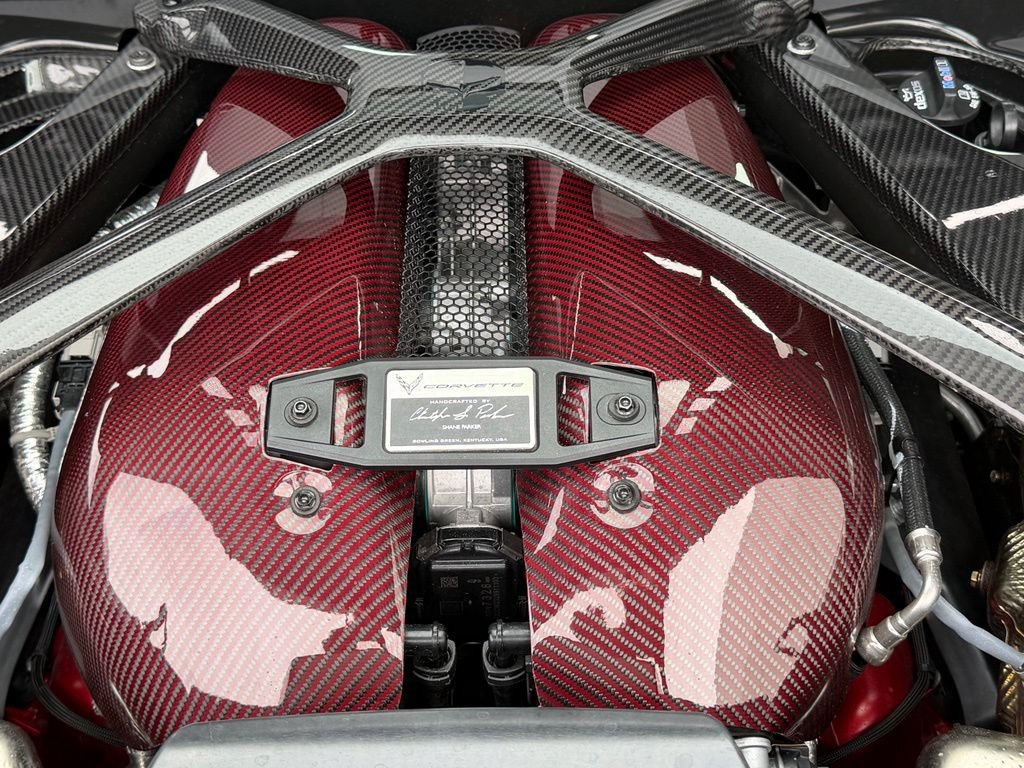 Used 2024 Chevrolet Corvette Z06 RWD image 17
