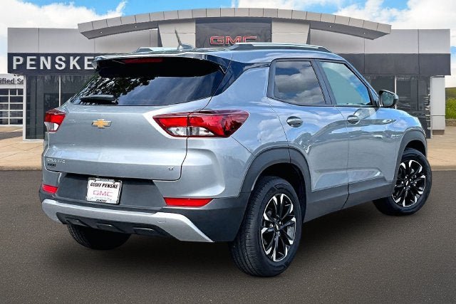 Certified 2023 Chevrolet TrailBlazer LT FWD image 2