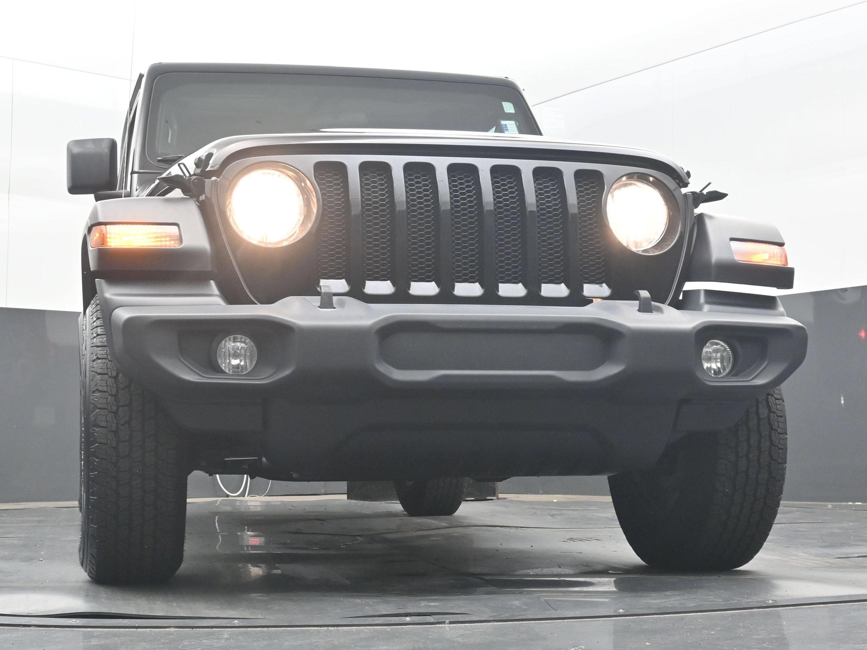 Used 2022 Jeep Wrangler Unlimited Sport AWD/4WD image 24