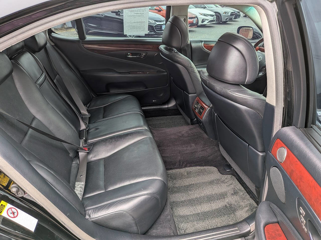 Used 2007 Lexus LS 460 L RWD image 22