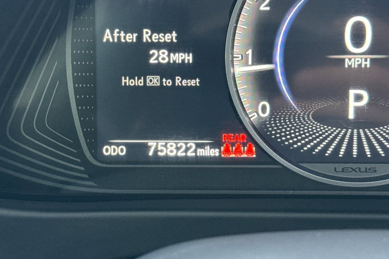 Used 2019 Lexus UX 200 image 26