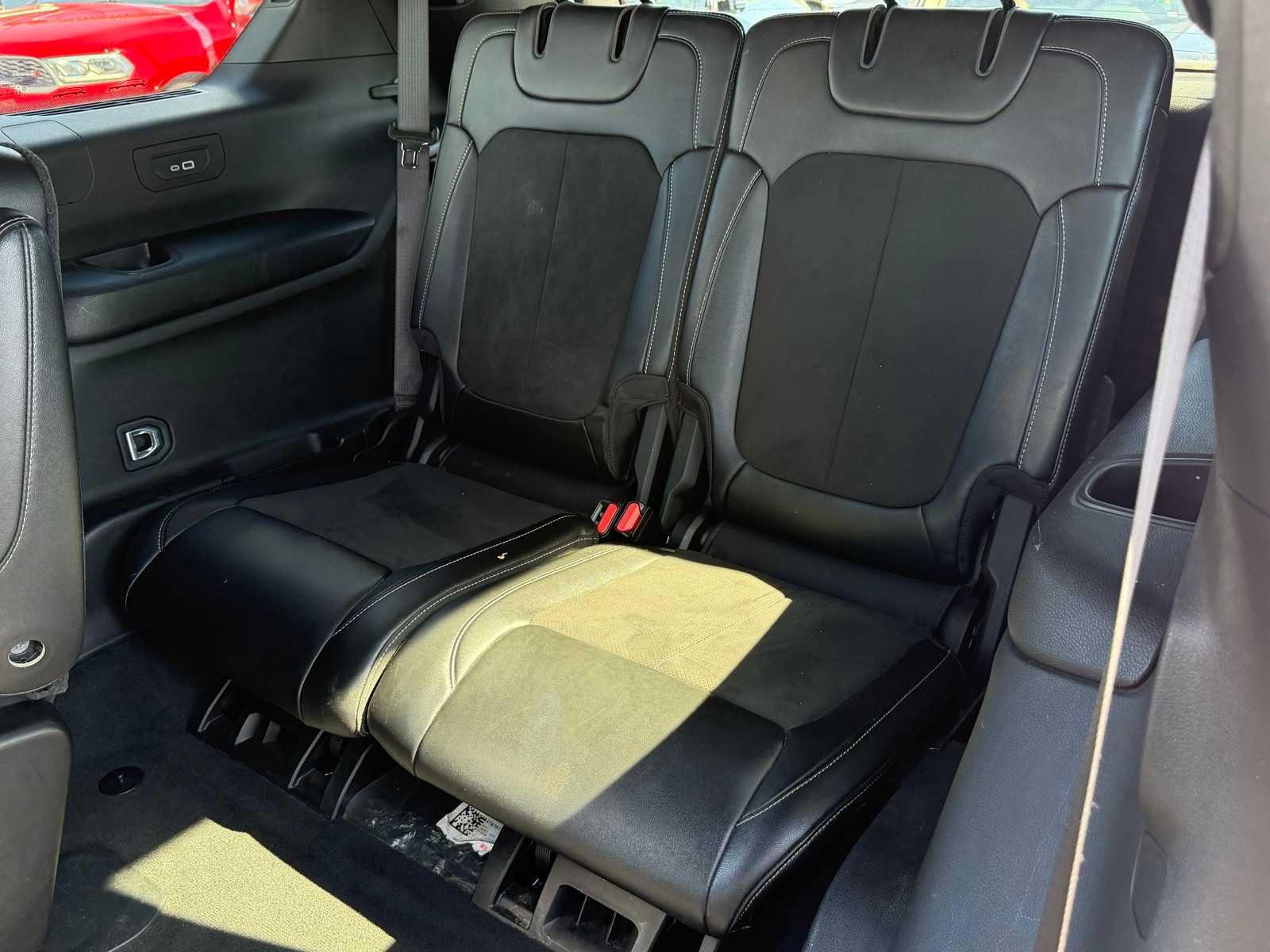 Used 2023 Jeep Grand Cherokee L Laredo RWD image 26