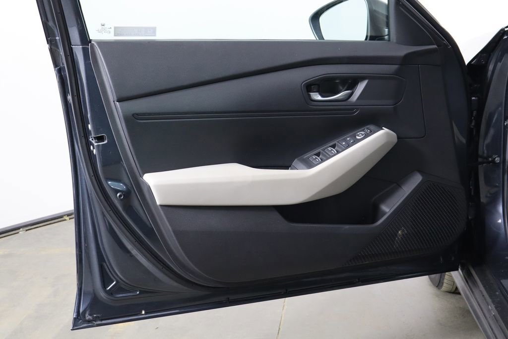 Used 2025 Honda Accord LX image 18
