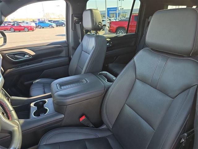 Certified 2022 Chevrolet Suburban RST w/ Sport Performance Package AWD/4WD image 17
