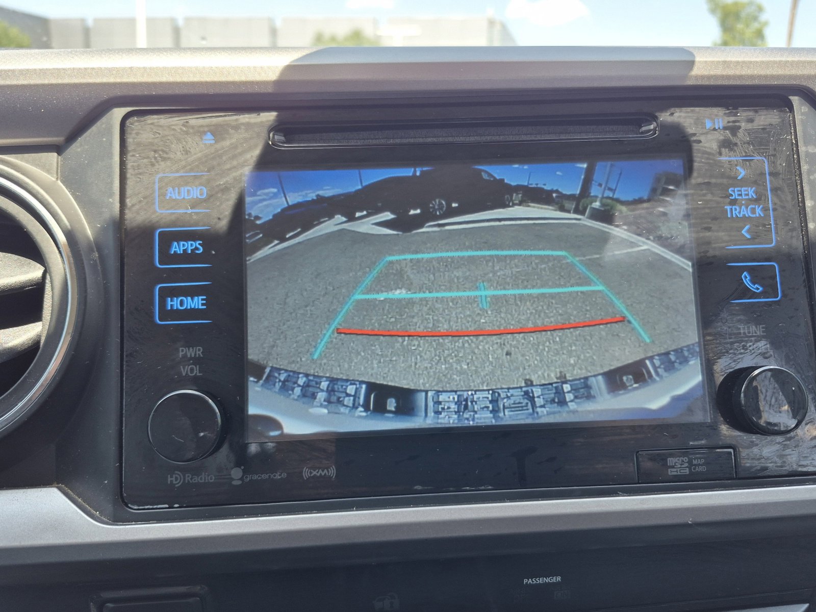 Used 2017 Toyota Tacoma SR5 w/ Tow Package RWD image 32