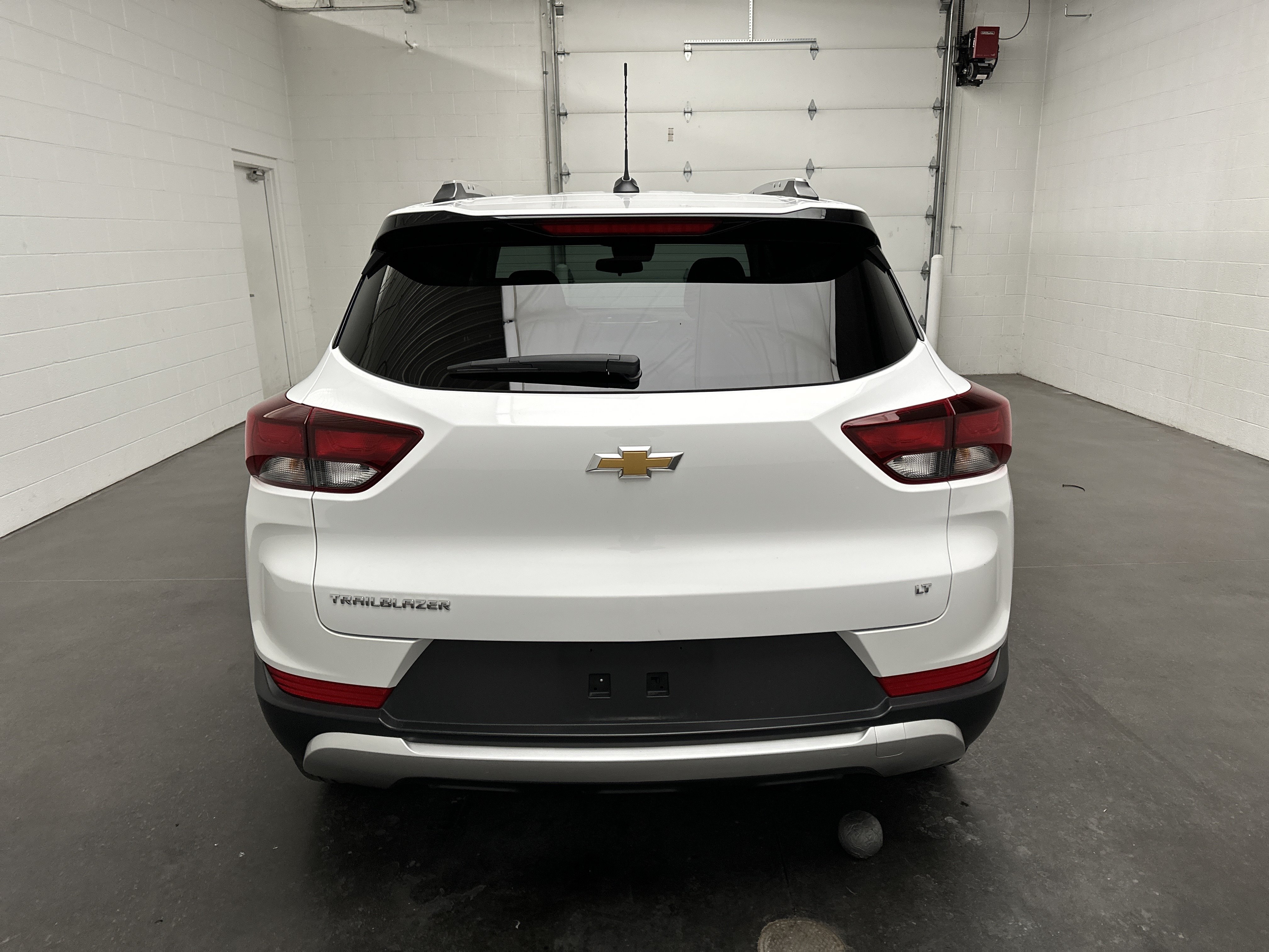 Used 2023 Chevrolet TrailBlazer LT FWD image 7