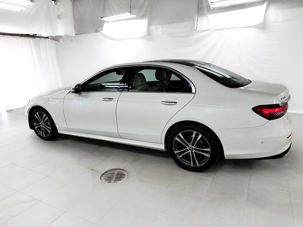 Used 2021 Mercedes-Benz E 350 4MATIC Sedan image 3