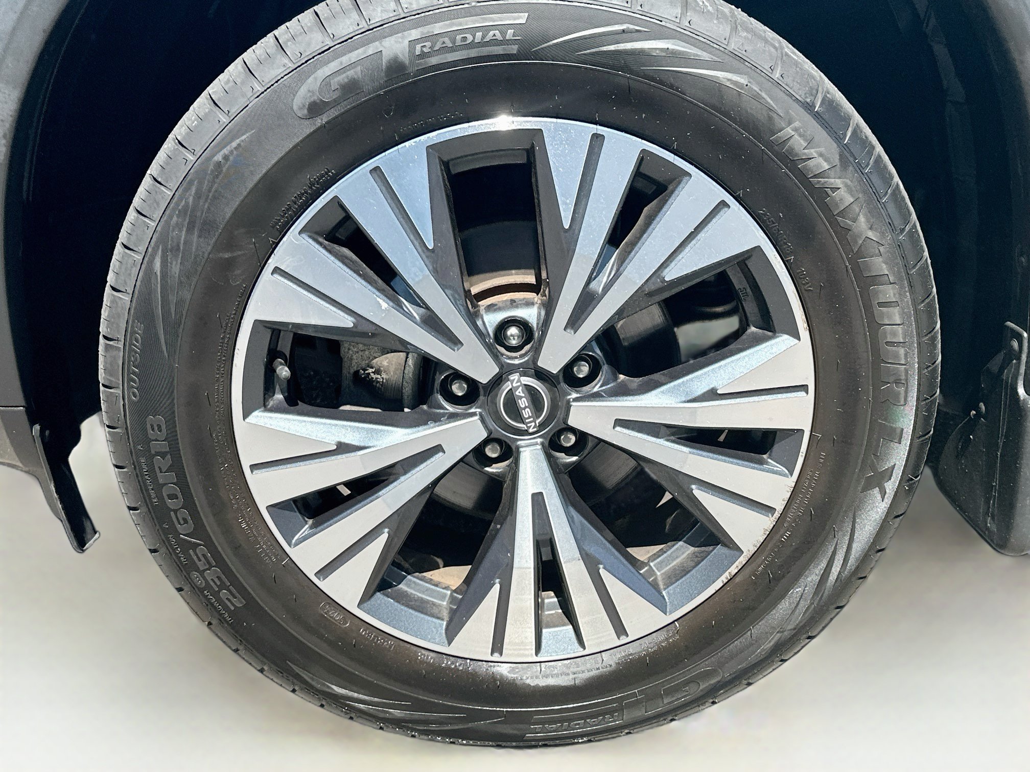 Used 2023 Nissan Rogue SV AWD/4WD image 11