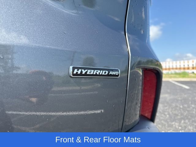 Used 2022 Ford Escape Titanium w/ Titanium Elite Package image 11