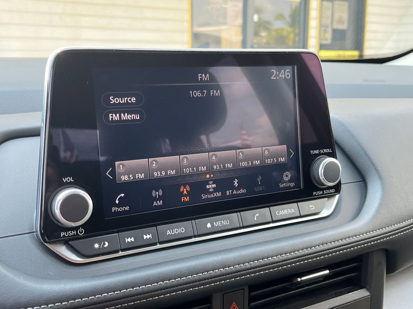 Used 2025 Nissan Rogue SV image 20