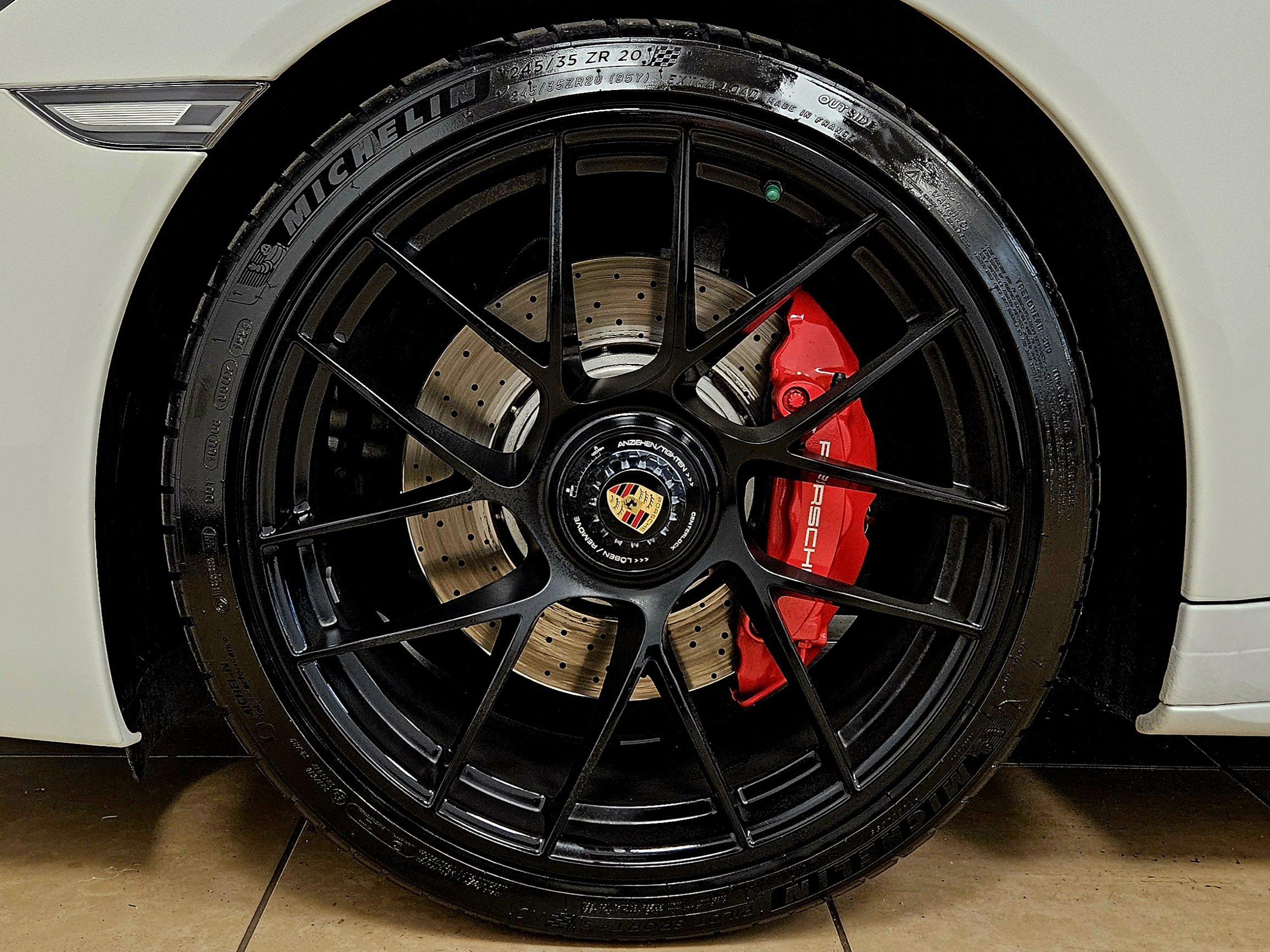 Used 2019 Porsche 911 Carrera 4 GTS image 35