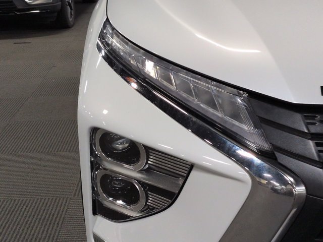 Used 2024 Mitsubishi Eclipse Cross SE AWD/4WD image 9