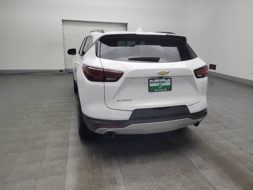 Used 2024 Chevrolet Blazer LT w/ Convenience Package FWD image 6