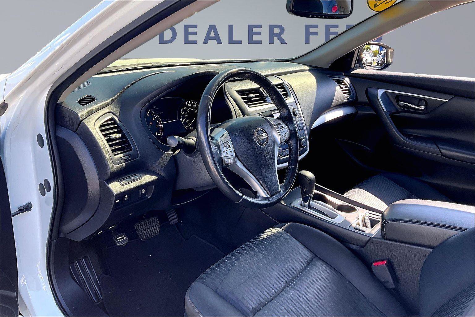 Used 2016 Nissan Altima 2.5 SV w/ Convenience Package FWD image 17