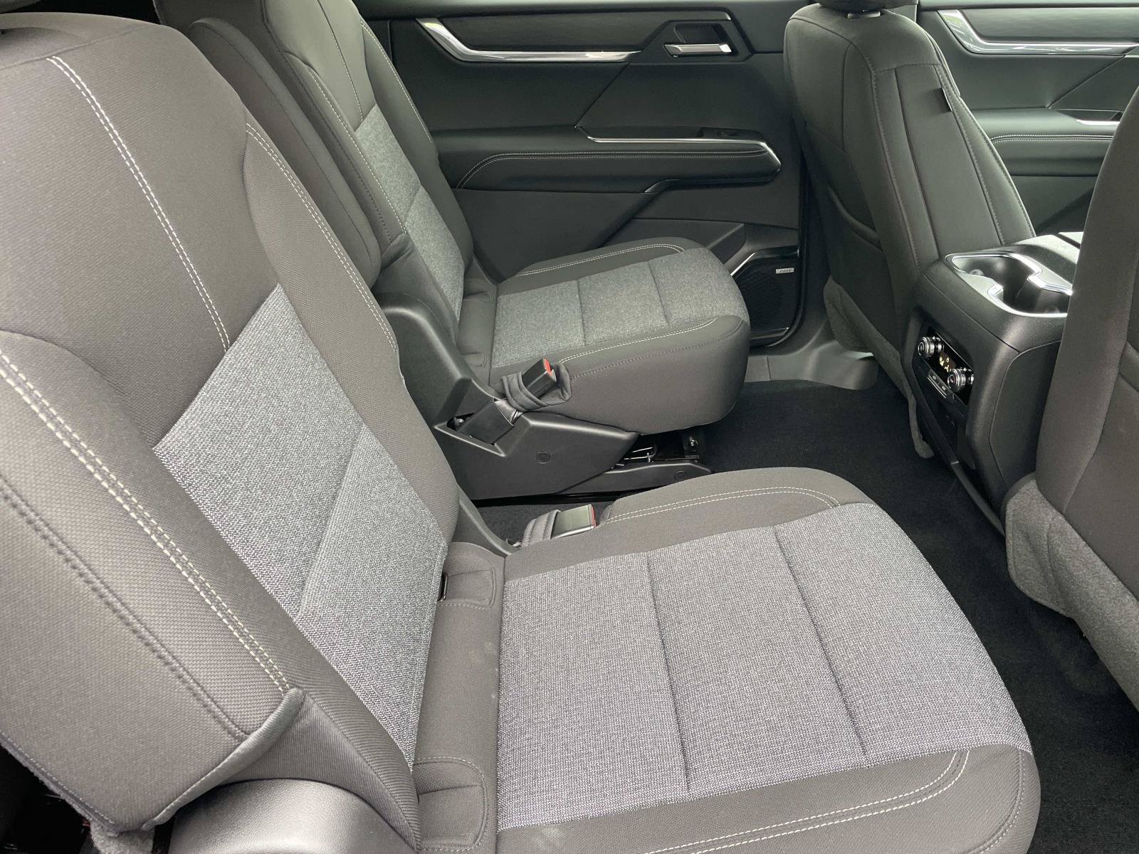 New 2026 GMC Acadia Elevation w/ Black Edition FWD image 26