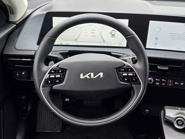 Certified 2024 Kia EV6 Light AWD/4WD image 21