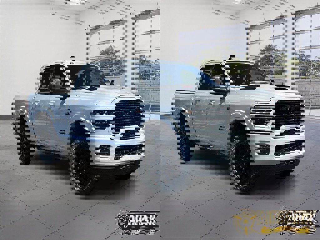 New 2026 RAM 3500 Limited image 2