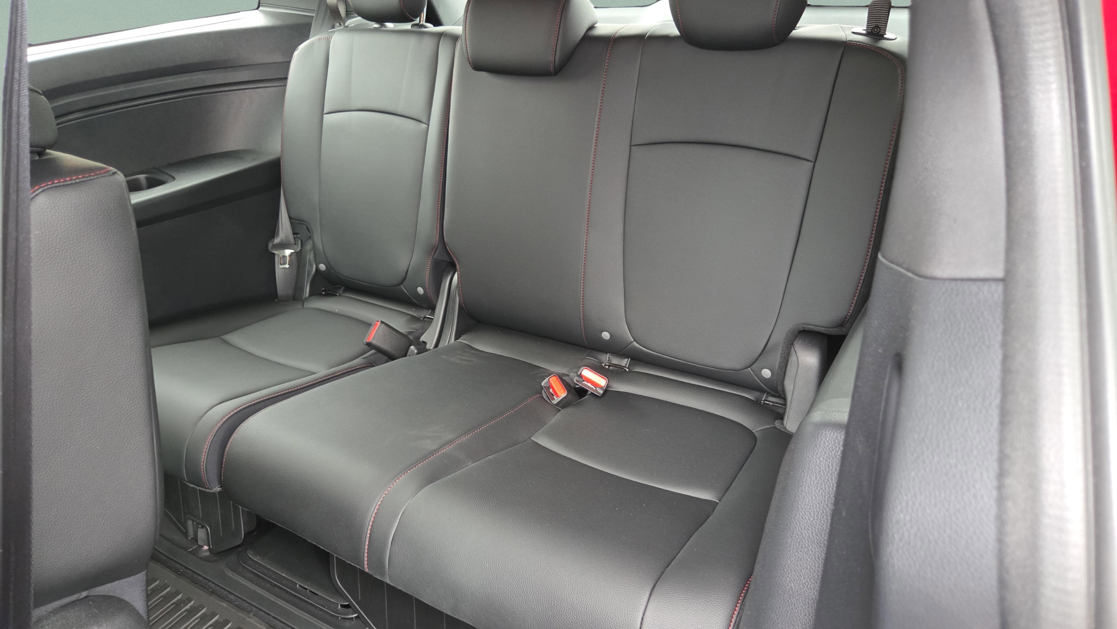 Used 2025 Honda Odyssey Sport-L image 12