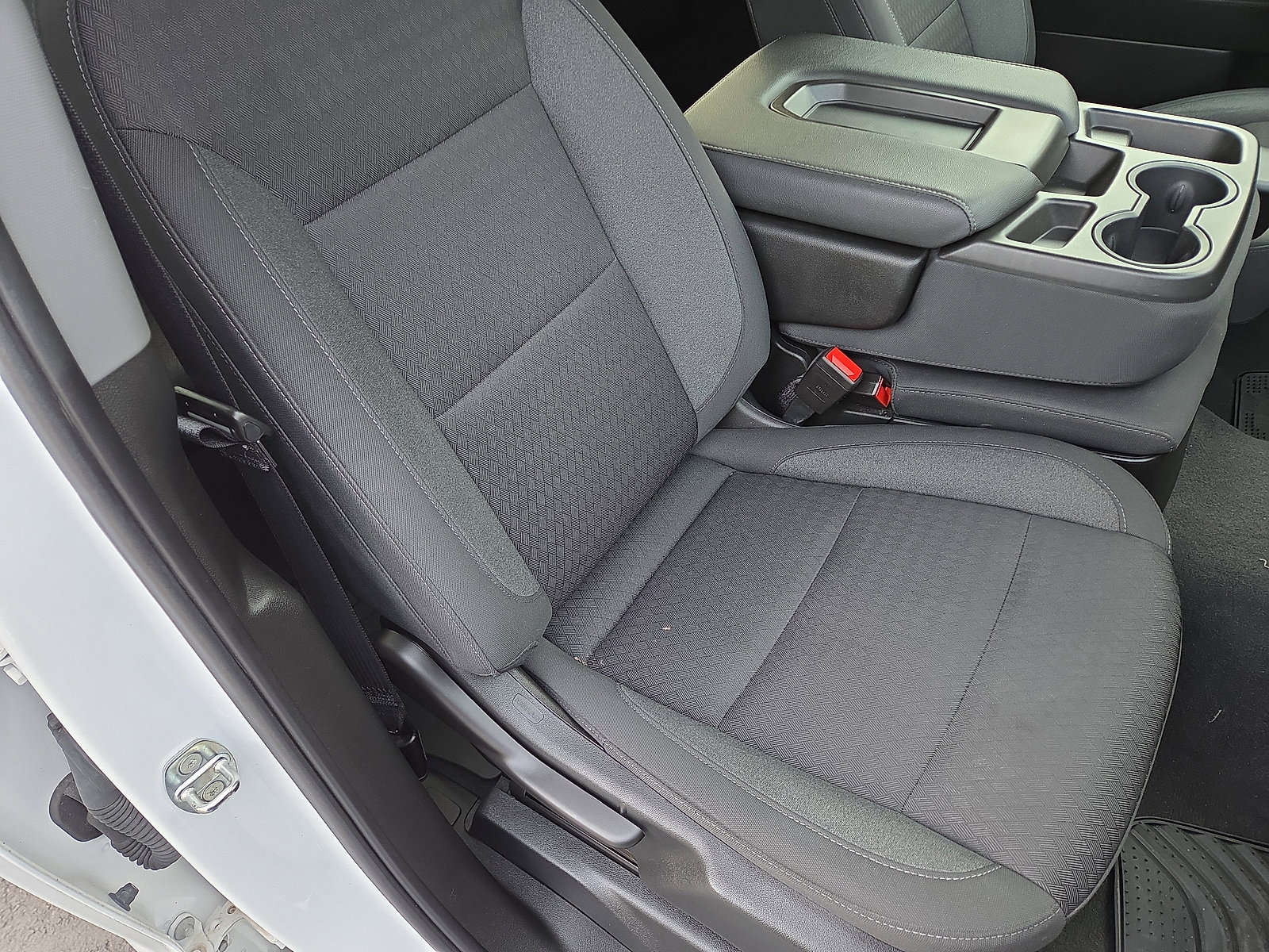 Used 2022 Chevrolet Silverado 1500 LT image 16