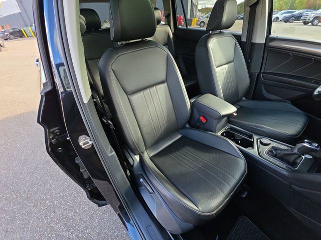 Used 2022 Volkswagen Tiguan SE image 27