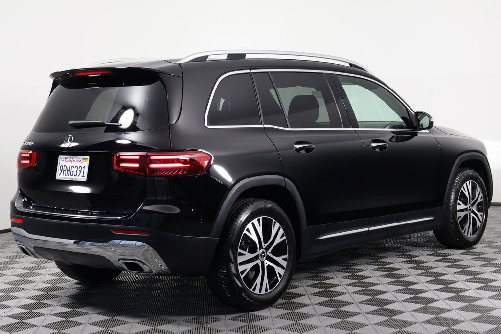 Certified 2025 Mercedes-Benz GLB 250 image 4