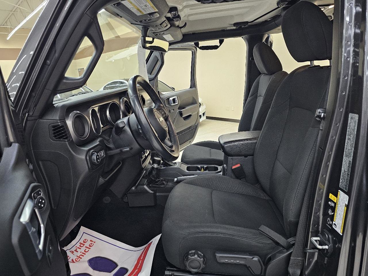 Used 2021 Jeep Gladiator Sport AWD/4WD image 15