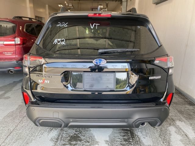 Used 2025 Subaru Forester Limited AWD/4WD image 6