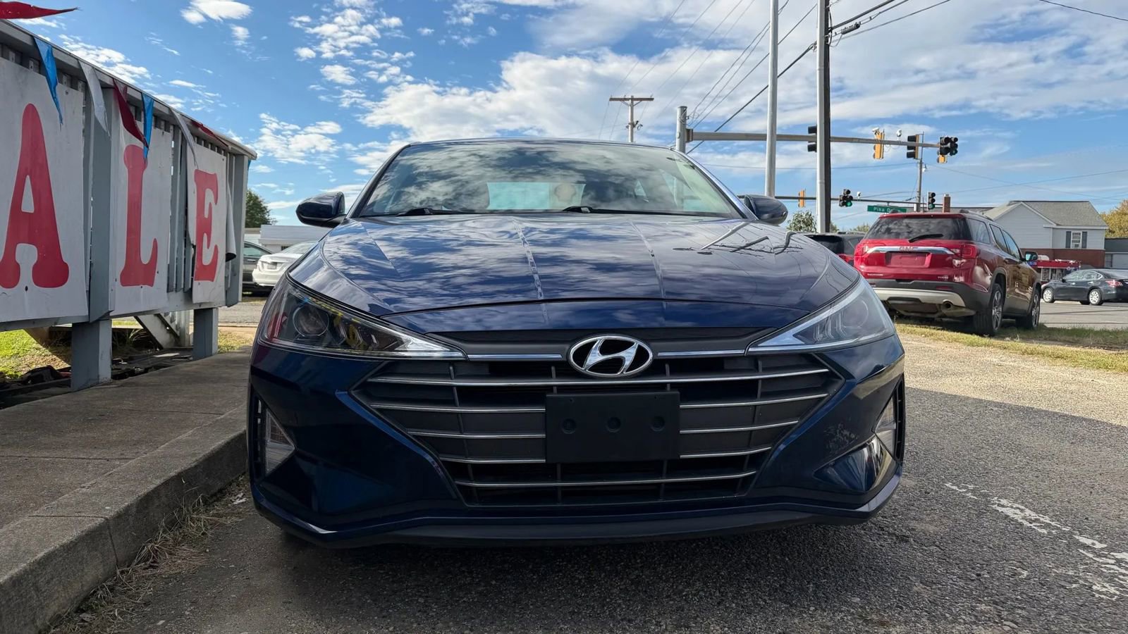 Used 2020 Hyundai Elantra SE image 3