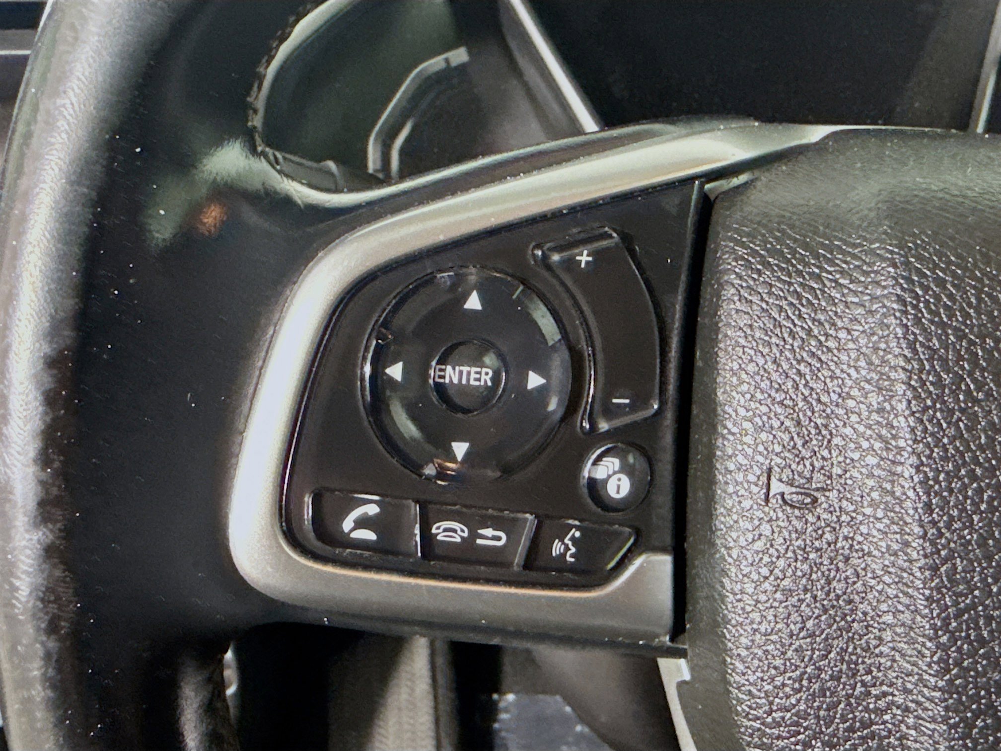 Used 2019 Honda Civic EX-L image 14