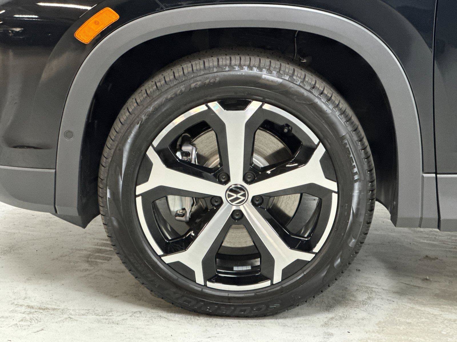 New 2026 Volkswagen Tiguan SE AWD/4WD image 24