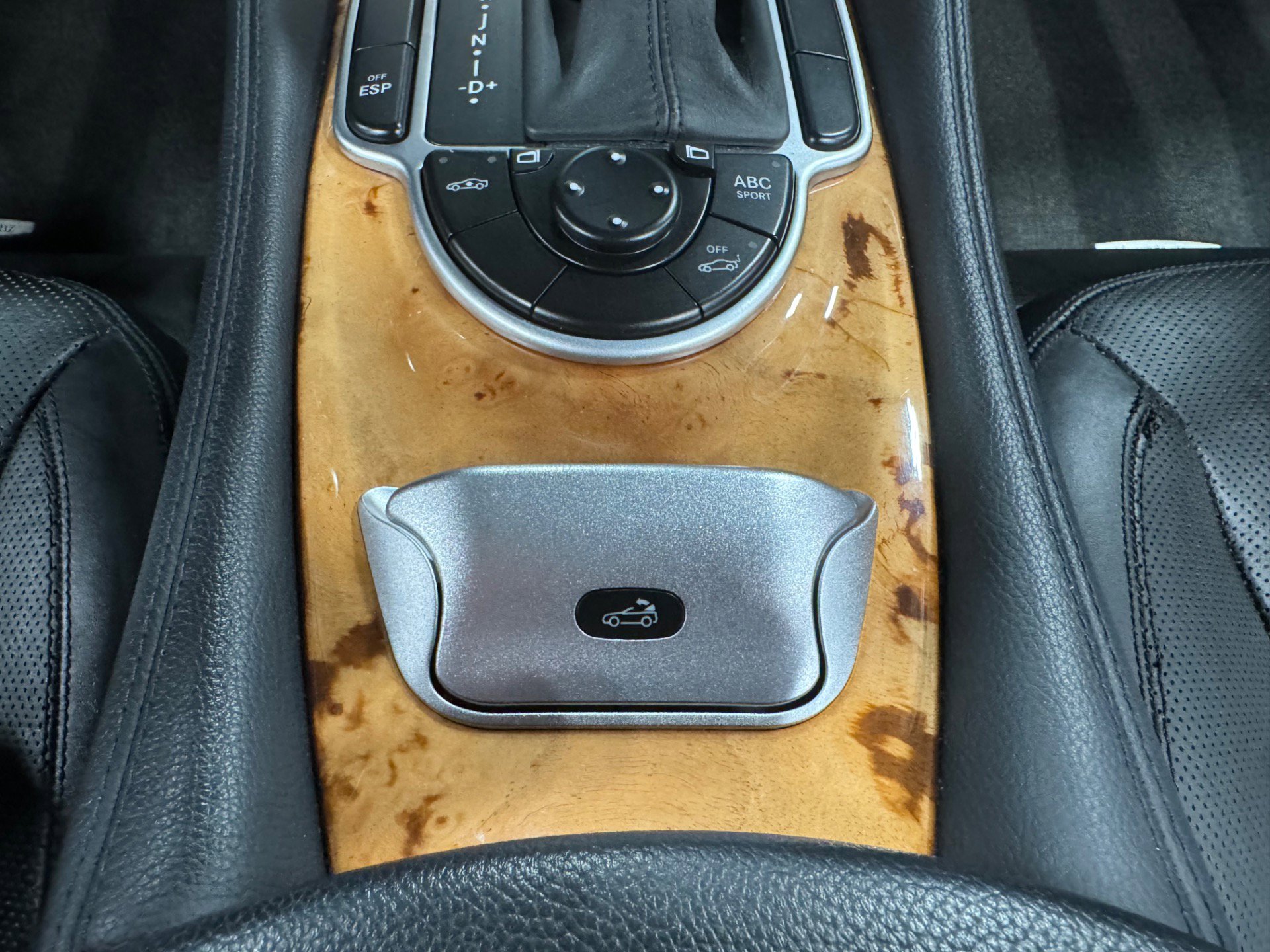 Used 2009 Mercedes-Benz SL 550 image 54