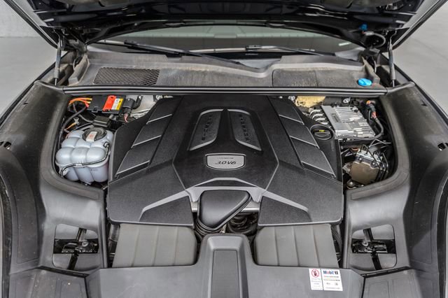 Used 2019 Porsche Cayenne image 17