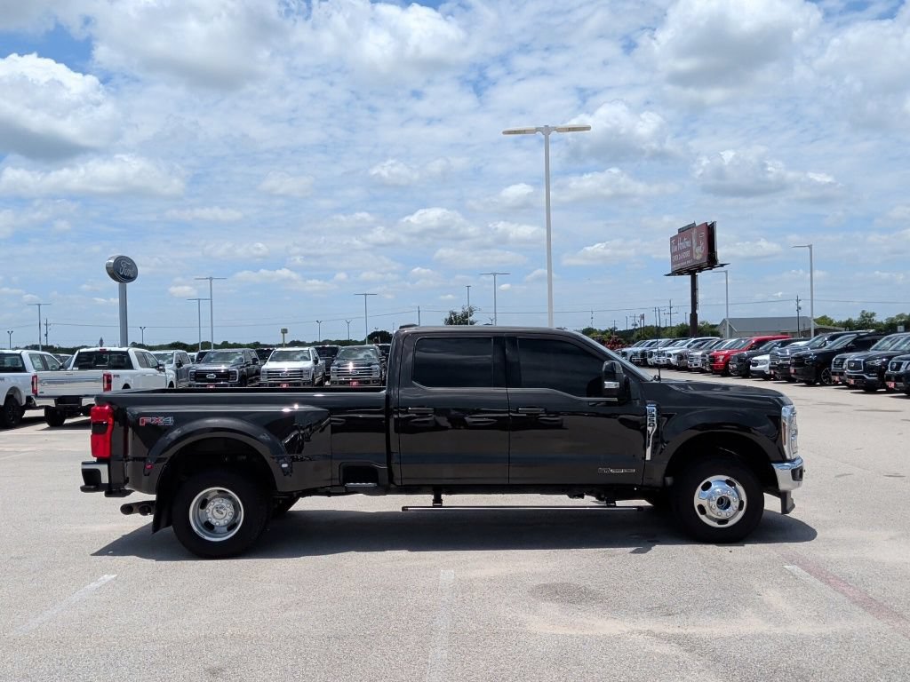 Used 2024 Ford F350 Lariat w/ Lariat Ultimate Package AWD/4WD image 11